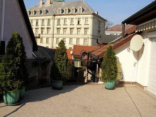 Ria Panzio Bed and Breakfast Esztergom Buitenkant foto
