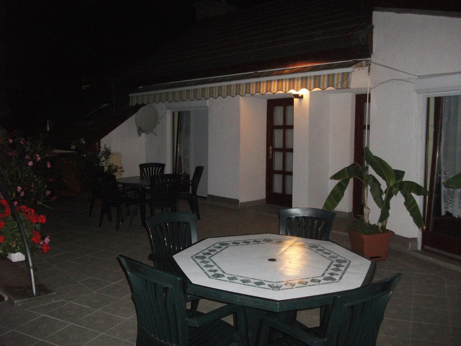 Ria Panzio Bed and Breakfast Esztergom Buitenkant foto