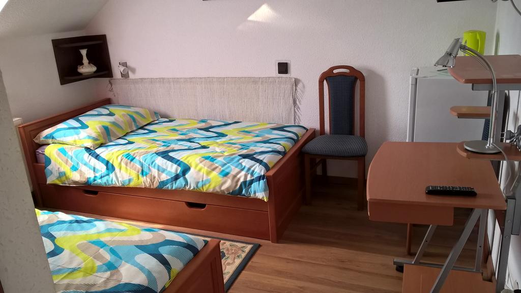 Ria Panzio Bed and Breakfast Esztergom Buitenkant foto